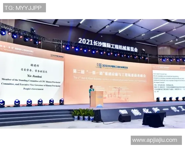 上海排球队的阵地战解析：深度剖析战术与团队协作的成功之道